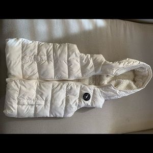 White Abercrombie puffy vest with Sherpa lining